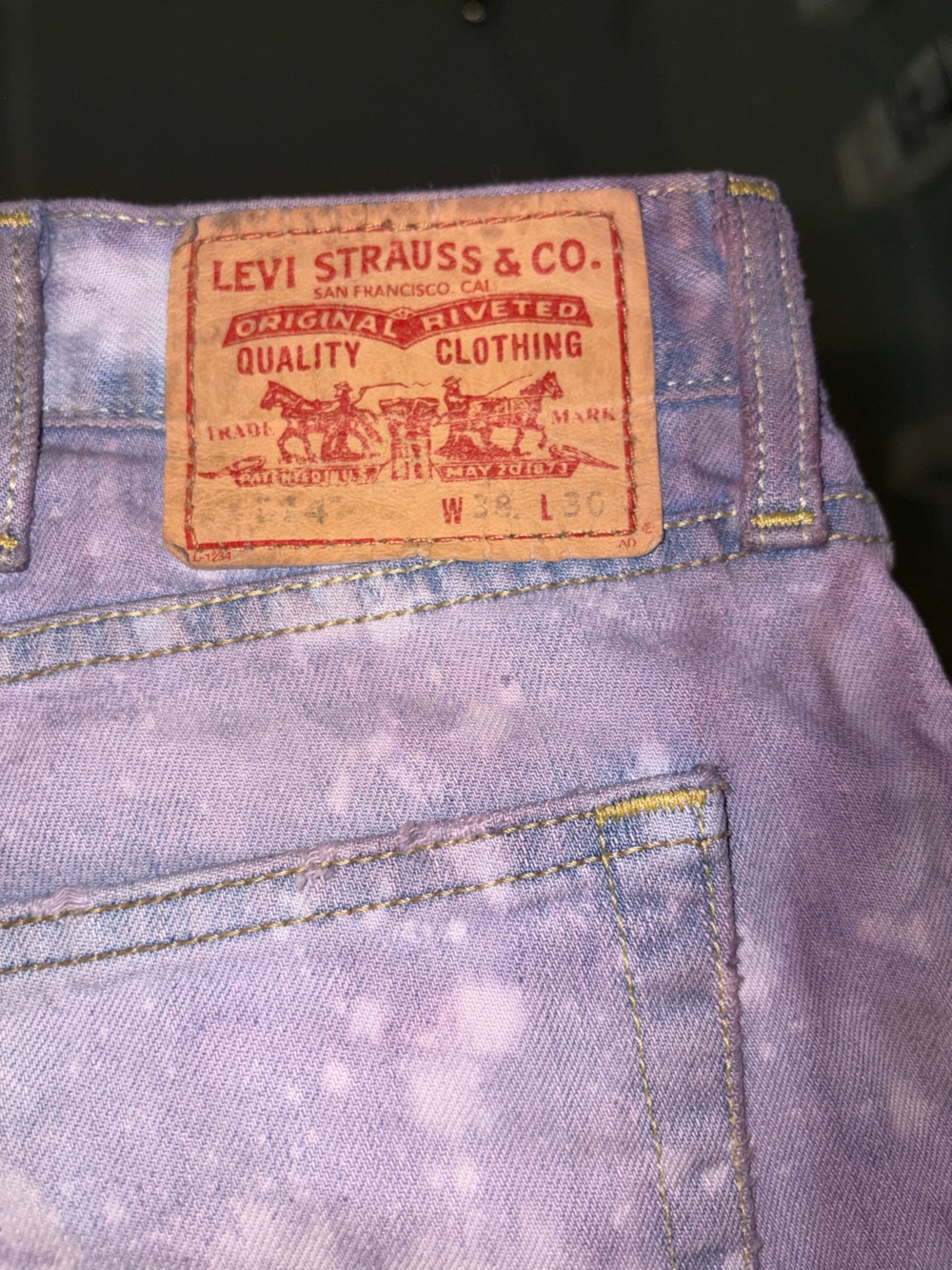 Custom Levi’s Slim Straight Men's Purple Tie-Dye Denim Shorts - Picture 3 of 3